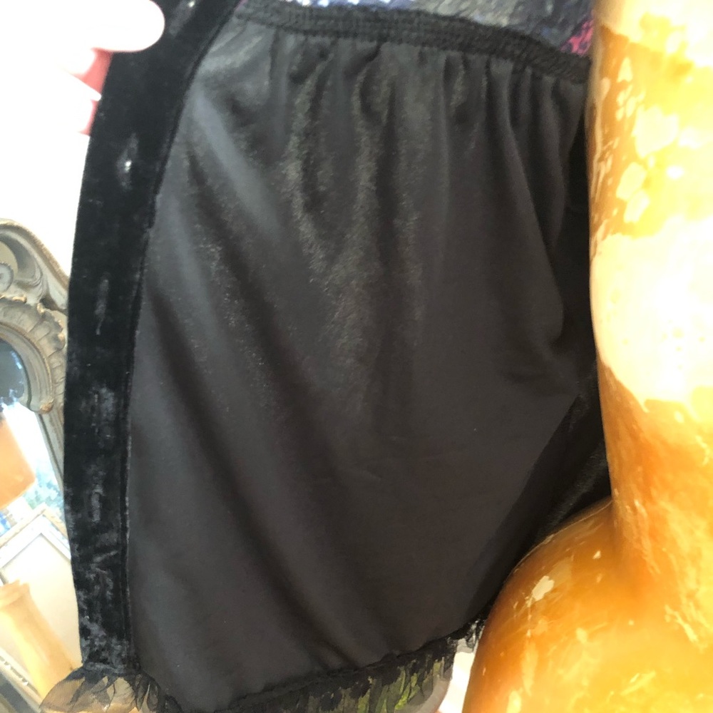 Pol Velvet Jacket Small - image 7